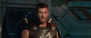 Thor: Ragnarok 3D Thor je uvězněn na opačném konci vesmíru bez svého mocného kladiva a