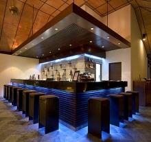aktuální nabídky letenek) Transfer letiště - hotel - letiště (rychlou lodí/ hydroplán/ letadlo) Welcome drink při příjezdu do hotelu 7 nebo více