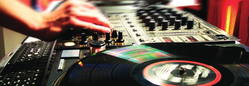 PIONEER DJM 1000 KATEGORIE: DJ TECHNIKA / MIXÁŽNÍ PULTY Špičkový 6-kanálový mix. Vstupy: 6x CD/LINE RCA, 4x LINE jack 6,3 mm, 6x PHONO, 3x MIC a 4x DIGITAL.