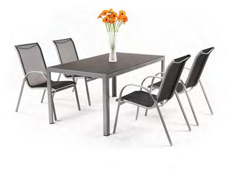 Komponenty: 1x stůl Frankie s tmavým tvrzeným sklem a hliníkovým rámem, 4x hliníková stohovatelná židle Vera Basic s textilenem struktury 1x1.