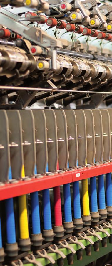 Textilní a oděvní materiály FYZIOLOGICKÉ TRANSPORTNÍ TERMOREGULAČNÍ IZOLAČNÍ MERINO VLNA ANTIBAKTERIÁLNÍ ANTISTATICKÉ NEHOŘLAVÉ REFLEXNÍ ANTIABRAZIVNÍ CHEMICKY ODOLNÉ MULTIFUNKČNÍ