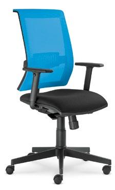 Ret 018 Kancelářská židle s vysokým opěrákem čalouněným samonosnou síťovinou a sedákem čalouněným černou látkou.