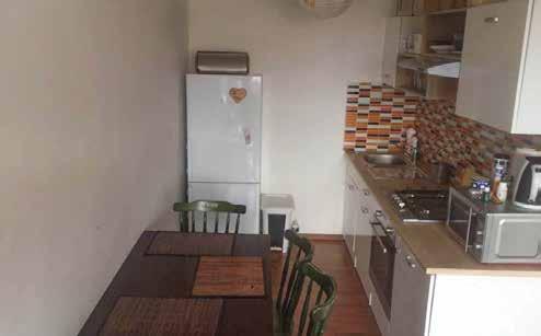Z, vznikol spojením 3 bytov, 2 x kúpeľňa, nízke nájomné Tel: 0905 380 380 9497 139.990 1 izb.