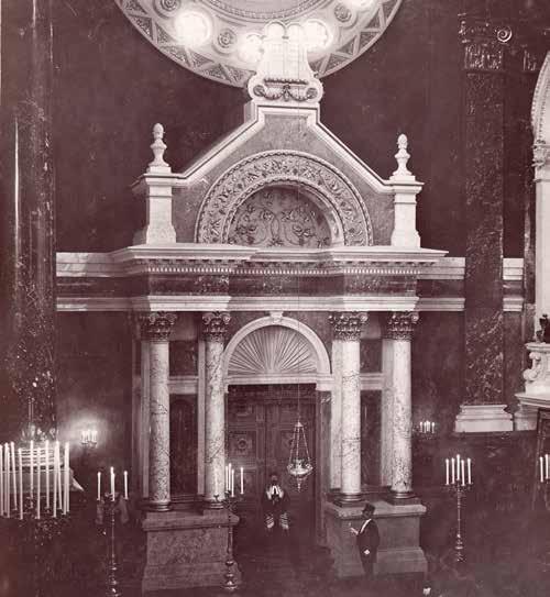 První generace První vinohradský rabín, Mojžíš Stark, se narodil roku 1842 v Dolním Kubíně na Slovensku.