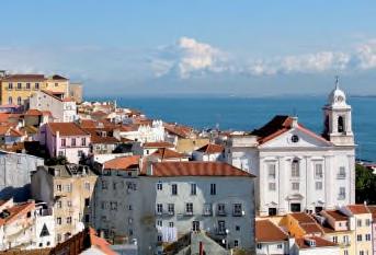 Portugalsko PORTUGALSKO ZEMĚ MOŘEPLAVCŮ, VÍNA A SLUNCE 8denní zájezd Lisabon Batahla Braga Lisabon Porto 1. den: Odlet z Prahy do Lisabonu, transfer na ubytování v okolí Óbidos. 2.