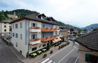 Itálie DOLOMITY SVĚTOVÉ PŘÍRODNÍ DĚDICTVÍ UNESCO 7denní zájezd s turistikou a denním přejezdem Hotel Italia Chata Vajolet Weisshorn 1. den: Odjezd ráno. Přejezd do Itálie.