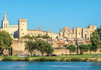 Francie PŘÍRODNÍ PARKY A PAMÁTKY PROVENCE 9denní zájezd Avignon Les Baux-de-Provence Arles 1. den: Odjezd odpoledne. Noční přejezd. 2.