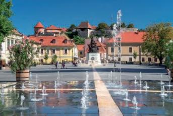 Maďarsko VELIKONOCE, TERMÁLNÍ WELLNESS A SLAVNOST UNESCO 4denní zájezd s denním přejezdem Eger Lázně Egerszalók 1. den: Odjezd v ranních hodinách. Transfer přes Slovensko. Zastávka v Gödöllö.