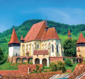 RUMUNSKO ZA PERLAMI TRANSYLVÁNIE, BUKUREŠŤ 7denní zájezd s denním přejezdem Rumunsko 1. den: V brzkých ranních hodinách odjezd přes Slovensko a Maďarsko.