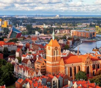 Návštěva Slowinského národního parku tzv. polská Sahara, pohyblivé, až 40 metrů vysoké písečné duny. S ohledem na přímořská jezera se místo stalo skutečným rájem pro ptactvo.