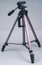 test Vanguard VT528A 4 Poměrně těžší, ale díky tomu také stabilní stativ. V poměru k celku jsou nohy menšího průměru. Tento malý nedostatek však zachraňují jejich dobrá zakončení.