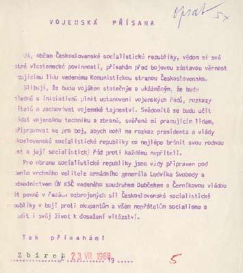 120 Vojenské řešení pražského jara a voják mechanik od PRSU (provozní spojovací uzel). Vysílač pocházel z KVS Banská Bystrice, který jej Hoškovi zapůjčil. 386 Dne 27. 8.