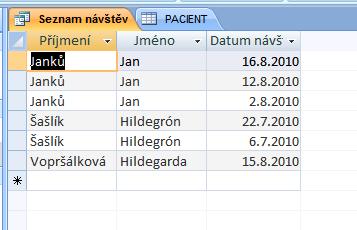 (správné místo pro kliknutí nám bude indikovat černá šipka směrem dolů, která označí celý sloupec, na obrázku je záhlaví sloupce zvýrazněno červenou linkou) 4) V návrhové