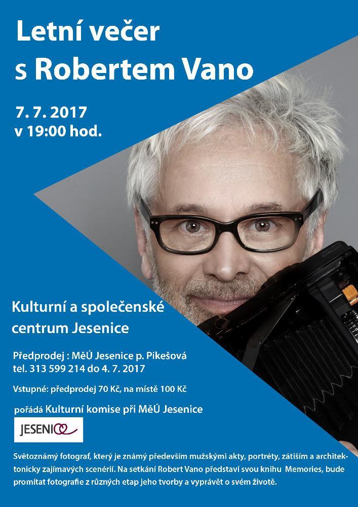 portréty, zátiším a architektonicky zajímavými scenériemi.