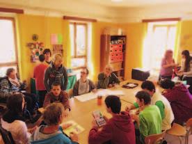 Senioři a dospělé osoby se zdravotním postižením Sociálně terapeutická dílna Sušice Název poskytovatele: Adresa poskytovatele: Místo poskytování: Fokus-Písek, o.s. pobočka Sušice Kollárova 485, 397 01 Písek Nuželická 60, 342 01 Sušice Kontakty: telefon: 775 731 769 e-mail: susice@fokus-pisek.