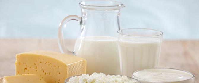 VÝSLEDKY Kravské mléko Mléko patří k nejčastějším příčinám potravinových alergií. Odhaduje se, že v Evropě trpí až 7 % malých dětí a přibližně 1 % dospělých alergií na kravské mléko.