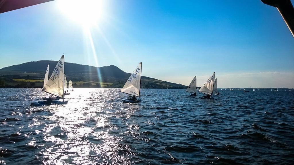 považuji za správné, že se letošní tradiční jarní závod jmenuje M.B.Keramika Pálavská regata 2016.