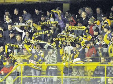 SPORT TĚŠÍME SE NA VÁS V PLAY OFF! Hokejový tým HC VERVA Litvínov postoupil po čtyřech letech přímo do čtvrtfinále play off. O postup do semifinále bude tým bojovat ve dnech 8., 9., 12. a 13.