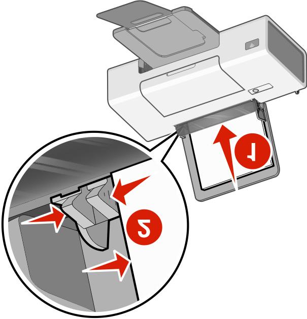 3 Zvedněte podpěru papíru a vysuňte výstupní zásobník papíru.