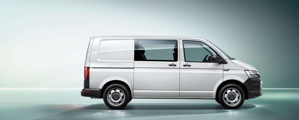 28 29 Nový Transporter Skříňový vůz Plus 2 rozvory. 2 kombinace sedadel. Tvoří sestavu přesně na míru. Nový Transporter skříňový vůz Plus. Vysoká dělicí příčka s oknem.
