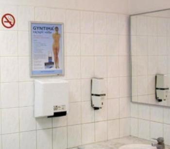 2.2.8 Reklama na toaletách v obchodních centrech V dnešní době nás reklama nemine dokonce ani ve chvíli, kdy si v obchodním centru odskočíme na toaletu.