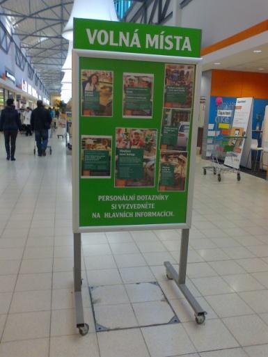 áček setkáme s různými druhy stojanů (některé jsou