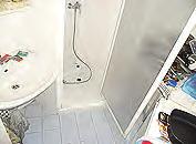 Volejte kdykoli i pozdě večer ( 608 770 556 Penzion Uherčice 20km od Vranovské přehrady. Sám na pokoji. Internet, pračka. Společná kuchyňka, WC a sprchy. Levné obědy 53 Kč. Cena 4000 Kč/osoba měs. vč.