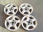 Disky jsou obuty na pneu Continental 205/50/17. Vzorek cca 4 mm. Kola jsou určena pro Focus II nebo C- max. Cena 14 000 Kč. 724 523 327 Motor na Škodu Fabia 1.4 50 kw, typ AQW, cena 9 500 Kč.