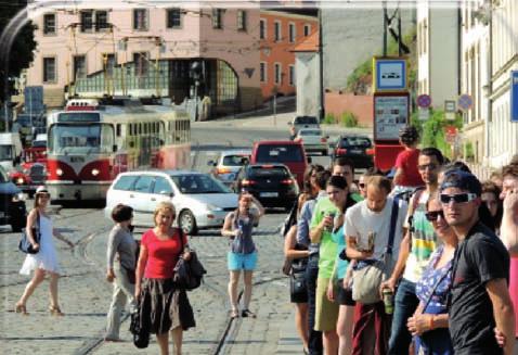Prahy (km) 59,1 142,4 691,9 893,4 Délka sítě na vlastním tělese (%) 1 % 52 % Provozní délka sítě mimo území Prahy (km) 142,3 142,3 Průměrná vzdálenost stanic a zastávek (m) 1 94 534 72 Průměrná