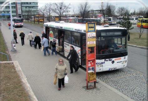 3.8 Hromadná doprava na území Prahy mimo PID Mimo systém PID je v Praze provozována hromadná doprava osob zejména při zvláštních příležitostech.