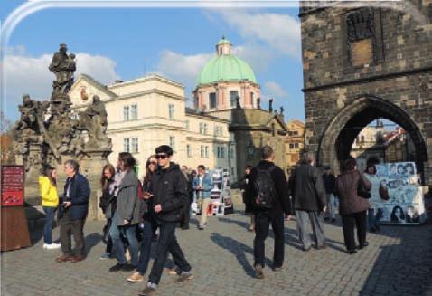 rezervace. Nejdůležitější lokalitou je Staroměstské náměstí, ze kterého jsou vedeny trasy k 18 cílům.