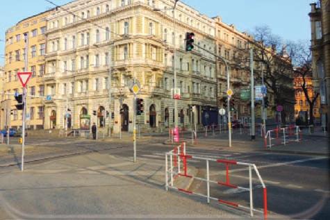 sta v rámci činnosti TSK hl. m. Prahy i jiných investorů postaveno celkem 17 nových SSZ, z toho 7 samostatných přechodů pro chodce.