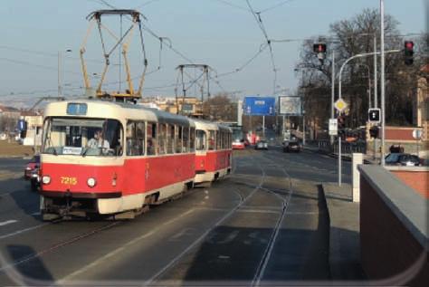 7 PREFERENCE VEŘEJNÉ HROMADNÉ DOPRAVY Realizace preference vozidel veřejné hromadné dopravy (VHD) probíhá v Praze od počátku 9.