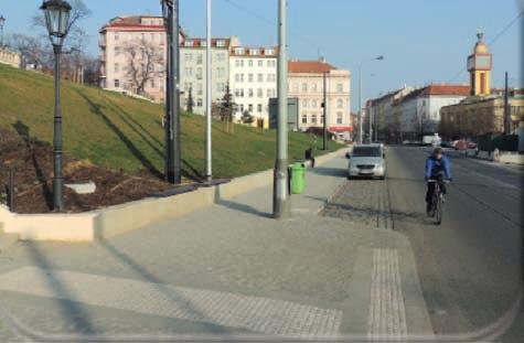 Zajišťuje proto všechny potřebné opravy, čištění, úklid, zimní i letní
