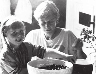 Růžové střevíčky (1/2) SOCHAŘKA HANA WICHTERLOVÁ (*1903, 1990) Je považována za první dámu českého sochařství, žákyně Jana Štursy a malíře