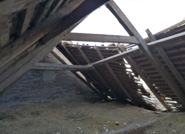 Stránka 4 proto chtěl všem brigádníkům na stránkách zpravodaje poděkovat za pomoc.