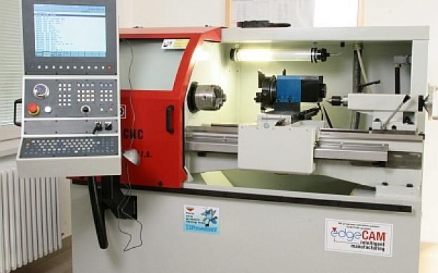 pracovat s automatizační technikou základní práce v oblasti elektroniky Mechatronik - mechanik seřizovač Jedná se o velmi perspektivní 4-letý studijní obor zakončený maturitou.