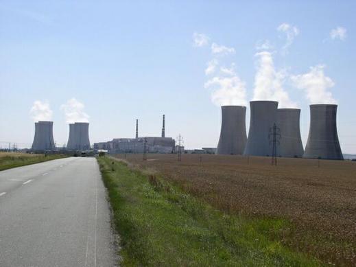 Fotografie jaderných elektráren JE Dukovany http://www.smartweb.