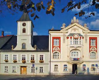 Zde je možné navštívit například městské muzeum a prohlédnout si expozice věnované historii a životu na Králicku, okolní přírodě nebo třeba betlemářství.