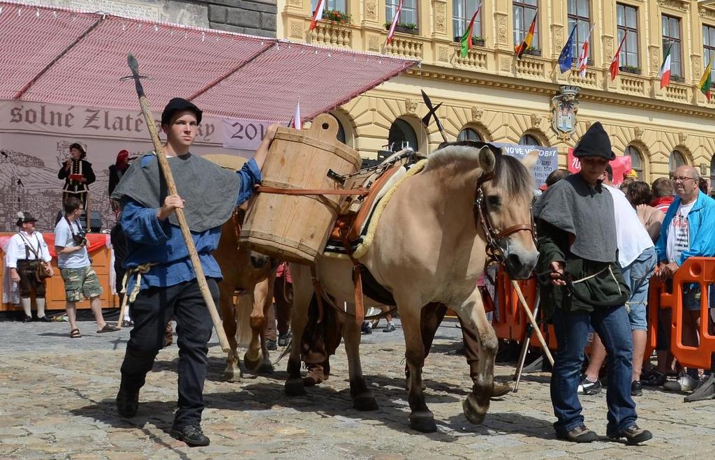 Slavnosti solné Zlaté stezky hlavní městské slavnosti, v roce 2016 již 26.