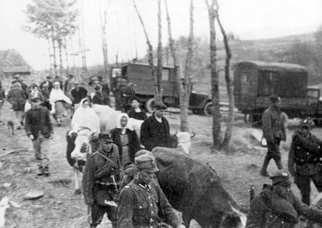Smutné jubileum Na jaře letošního roku si nejen Polsko a polští Rusíni Lemkové připomínají sedmdesáté výročí tzv.