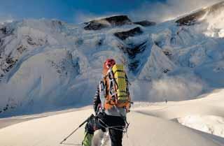 VÝSTUPY RADKA JAROŠE 1994 Mount Everest, severní stěna, Nortonův kuloár dosažená výška 7 300 m.