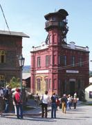 Stříbra se vytěžily desítky tisíc kilogramů a po občasných krizích pokračoval rozkvět dolování i po první světové válce.