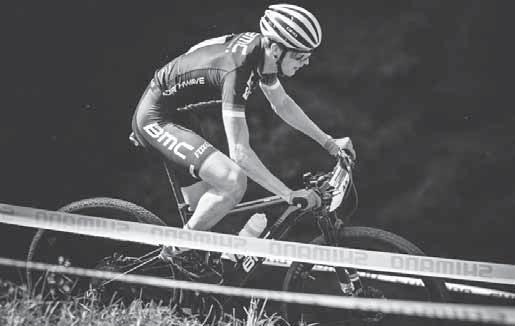 strana 8 Sport Sušické noviny 16/2017 Biker Jan Vastl jezdí světový pohár, ale trénuje doma na Šumavě Česká republika zažívá v cross- -country horských kol zlatý věk.
