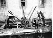 Willy Nowak *3. 10. 1886 Mníšek pod Brdy 20. 10. 1977 Praha Malíř. Portrétoval např.
