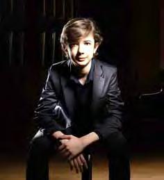 Martin Chudada (2001) Martin se narodil v Žilině. Na klavír začal hrát v šesti letech a již za dva roky se stal mimořádným posluchačem Konzervatoře v Žilině ve třídě prof. D. Švárnej.
