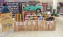 Retail? Místo, kam se zákazník vrací rád 3 OTÁZKY PRO Marka Rampulu, obchodního ředitele pro retail ČR 1) Co mám na MaxiVitě nejraději?