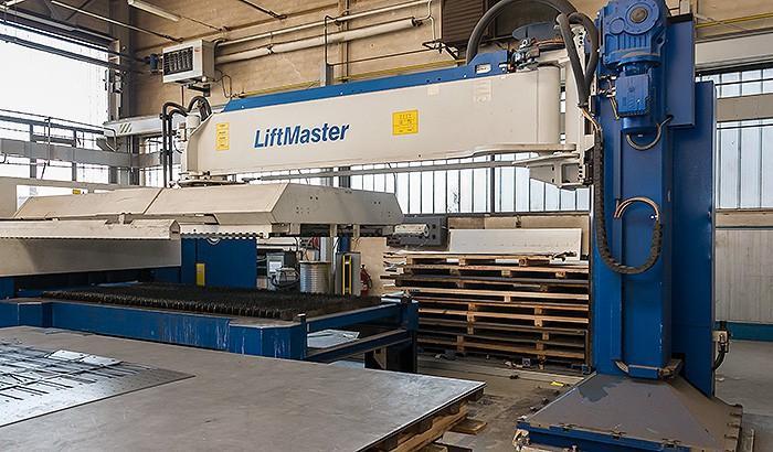 Výrobní procesy ŘEZÁNÍ LASEREM TRUMPF TRUMATIC L 3030 S LIFTMASTEREM Max.