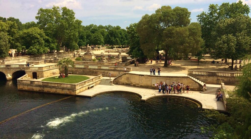 Procházka barokním parkem Jardins de na Fontaine