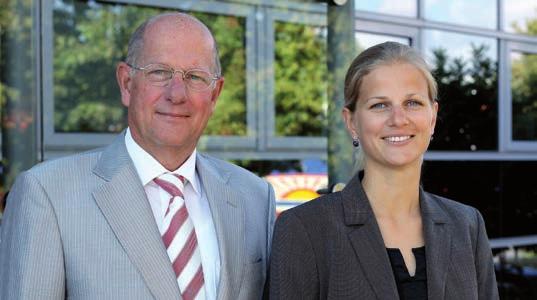 zákazníkům z řad řemeslníků i obchodníků profitovat z našich padesátiletých zkušeností v oblasti stavební chemie. Kiesel lepidla na stavbu, je pro nás výrazem jasné filozofie.
